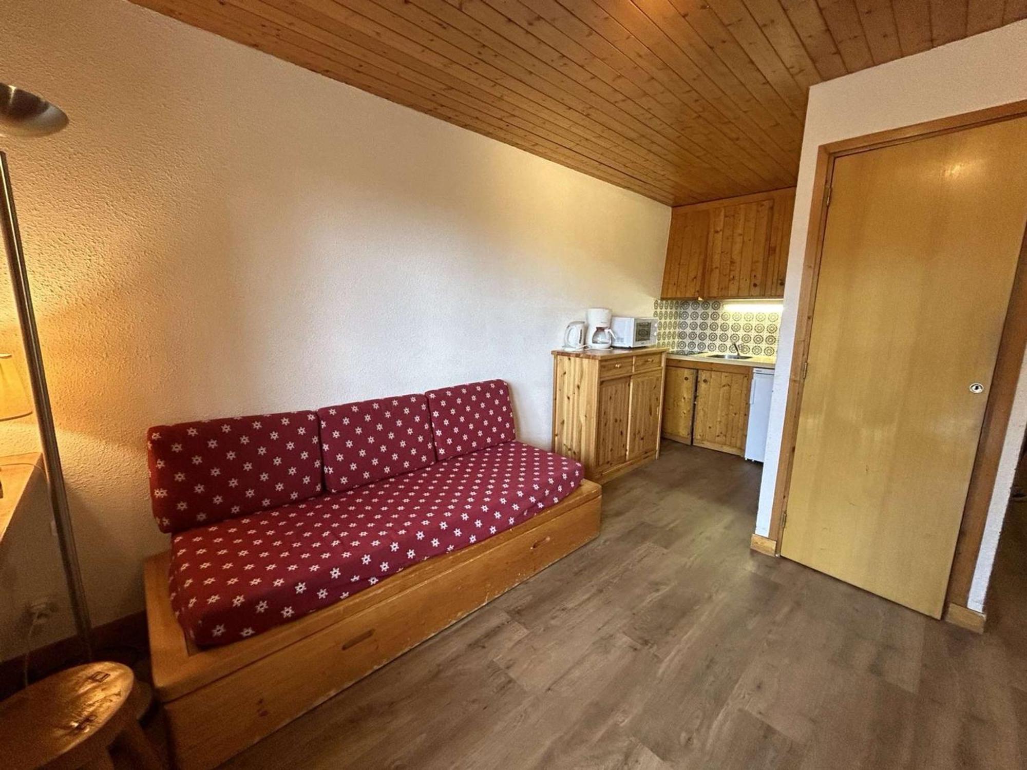 Studio 2/4 Pers, Acces Pistes Et Piscine, Proche Commerces, Meribel - Fr-1-180-297 Kültér fotó